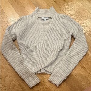 Pink Rose Light Gray V-Neck Ribbed Sweater
